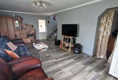 Casă cu 5 camere în Sânmihaiu Român - 6