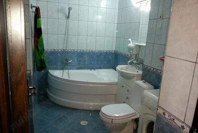 PROPRIETAR INCHIRIEZ ap.2 camere Valea Furcii - Drumul Taberei sector 6 - 2