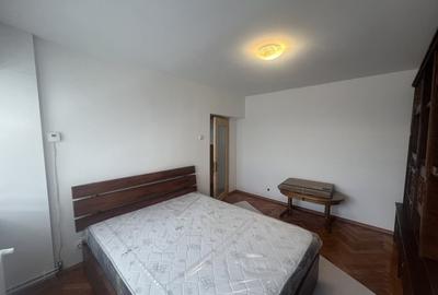 Garsoniera spatioasa, Ultracentral - 2