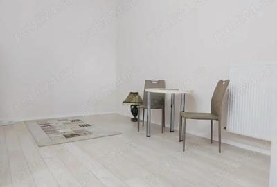 Vand apartament cu 3 camere