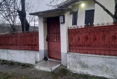 Casă cu Teren 300 Mp în Sititelec - 8
