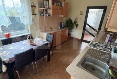 Casă cu 5 camere cu Teren 700 Mp în Central - 9