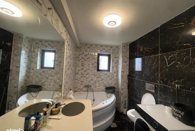 Casă cu 4 camere cu Canalizare în Central - 11