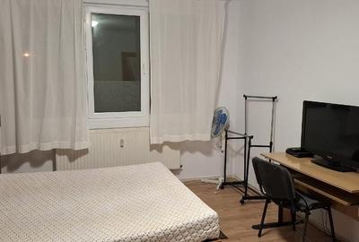 Garsonieră decomandată în Drumul Taberei
