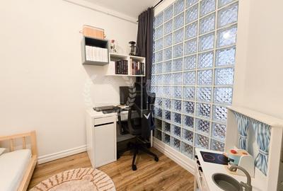 Apartament 3 camere | Bloc nou | Etaj 2 | Parcare | Piata 1 Mai - 4