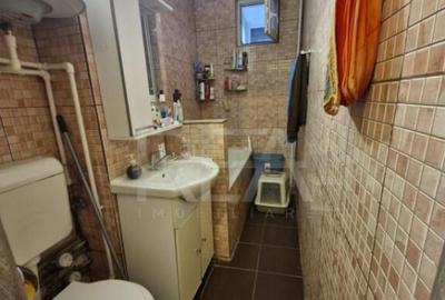 Apartament cu 4 camere la 400 de metri distan?a de metroul - 10