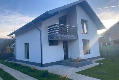 2 Vile/Case noi, de vânzare la munte in loc. Breaza - Prahova