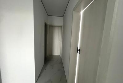 Apartament cu 3 camere decomandat în Lujerului