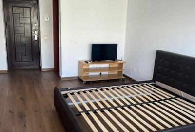 Titan - Rasarit de soare - Metrou - Parcare - Renovat - 2