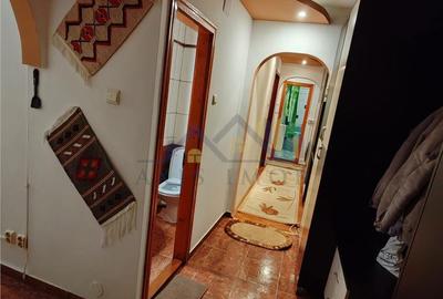 Apartament cu 3 camere decomandat în Unirii Sud - 4