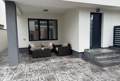 Duplex cu 4 camere cu Canalizare în Central - 20