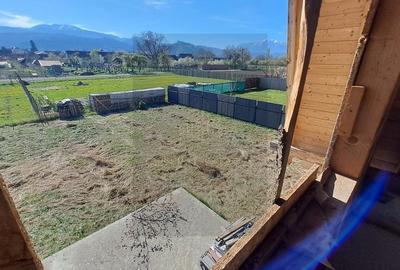 Casa moderna la rosu in Cristian - 13