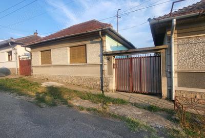 Casă cu 2 camere în Beiuș - 5