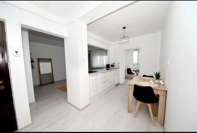 Apartament cu 2 camere decomandat în Micro 17 - 4