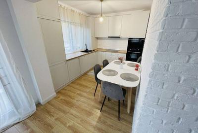 Apartament cu 3 camere decomandat în Gruia - 1