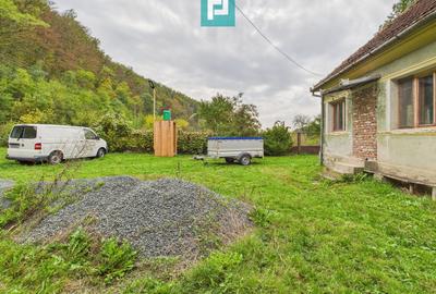 Casă individuală cu 6 camere cu Canalizare în Lupești - 7