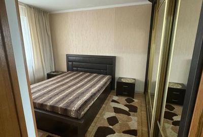 Apartament cu 2 camere decomandat în Obor