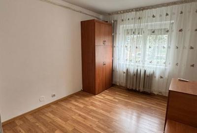 Apartament cu 3 camere decomandat în Rovine - 4