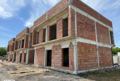 Casă cu 4 camere în Central - 3