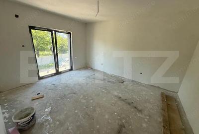 Casă cu 7 camere cu Teren 329 Mp în Central - 3
