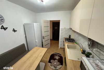 Apartament cu 2 camere decomandat în Calea București - 2