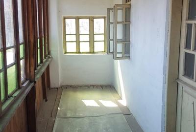 Casă cu 4 camere în Central - 6