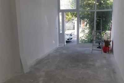 Spatiu comercial la vanzare in Rogerius zona Lacul Rosu - 3