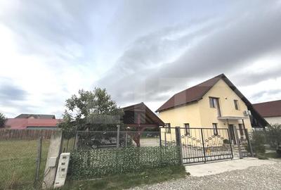 Casă cu 3 camere cu Teren 500 Mp în Vulcan - 1