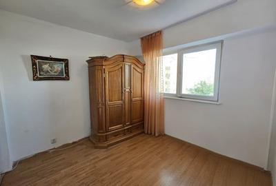 Apartament cu 4 camere decomandat în Berceni - 5