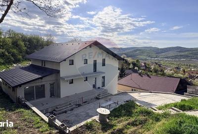 Casă cu 6 camere cu Teren 822 Mp în Central - 20