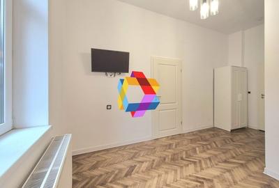 Casa de vânzare zona Centrală - 225 mp - 12