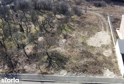 Teren de 948 mp, în Becaș - 1