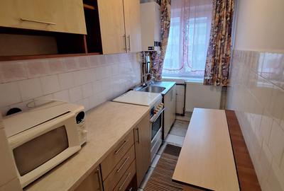 280 euro.Ap.cu 2 camere Et 3  cu centrala proprie Zona Dacia - 7