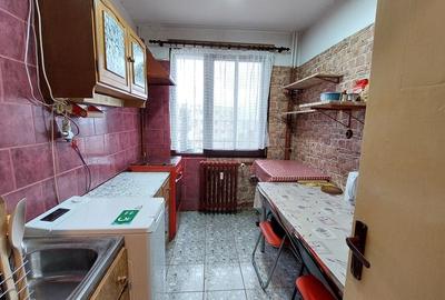 TITAN, metrou 1 Decembrie 7-8 minute mers, bloc reabilitat, stradal - 11