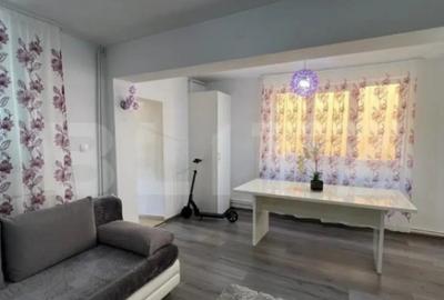 Casă cu 5 camere cu Teren 475 Mp în Central