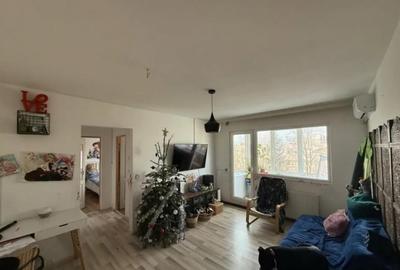 Apartament 2 camere, semidecomandat - zona Astra - 2