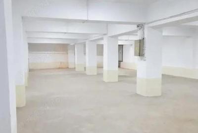 Spațiu comercial, de 600 mp, în Gara de Est