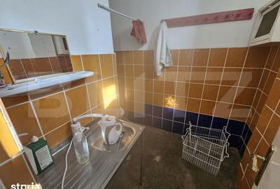 Spațiu comercial, de 50 mp, în Central - 5