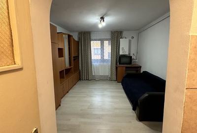 Garsonieră pe Muncii la etajul 2, 22 mp, centrală termică - 5