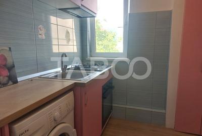Apartament 3 camere renovat total 38 mp etaj 3 Stejarului Cisnadie - 2