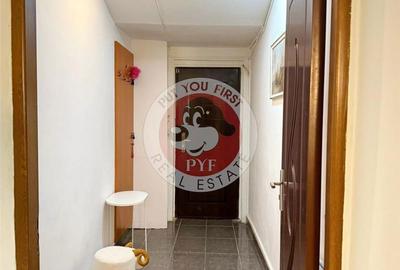 Apartament cu 3 camere semidecomandat în Universitate