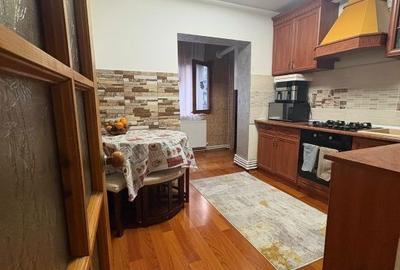 Apartament cu 3 camere decomandat în Frumoasa - 8