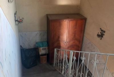 Casă cu 3 camere în 7 Noiembrie - 7