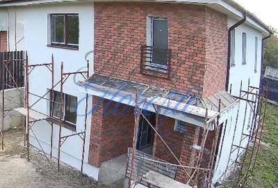 Casă cu 4 camere în Dezmir - 5