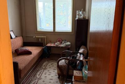 Titan, Piata Minis - 7