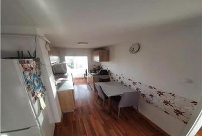 Apartament cu 2 camere, decomandat - zona Stupini - 4