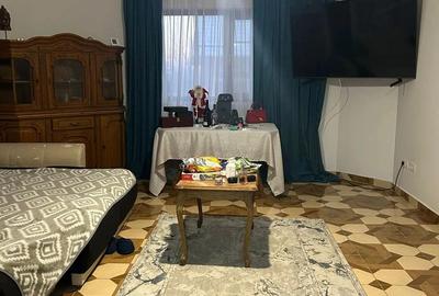 Casa de inchiriat Valea Adanca Nemobilata - 1