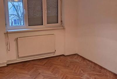 Apartament cu 2 camere decomandat în Micro 14 - 5