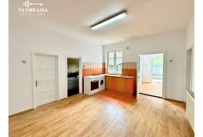 Casă cochetă de vânzare - Cartierul Moșnei - 4