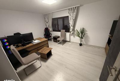 Apartament cu 5 camere în Micro 3 - 6